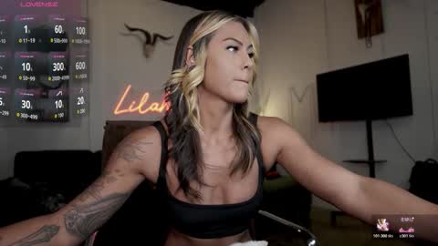 Snapshot of lilah_fit chatting on June 2026 10:21:01 PM Lilah Fit online show from June 2026 10:21:01 PM