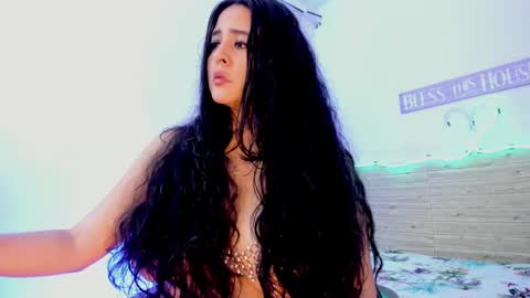 Lilah Sweet online show from March 2025 07:15:02 PM