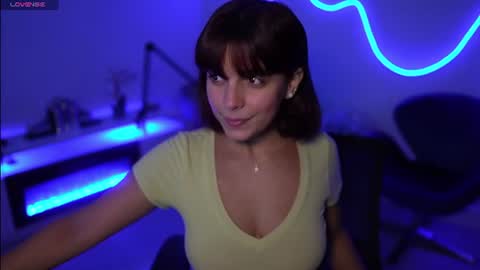 Snapshot of lilbeccaxo chatting on June 2026 04:40:02 PM Rebecca online show from June 2026 04:40:02 PM