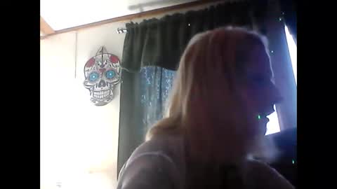 Snapshot of lilbit4u chatting on December 2024 12:46:02 PM lilbit4u online show from December 2024 12:46:02 PM