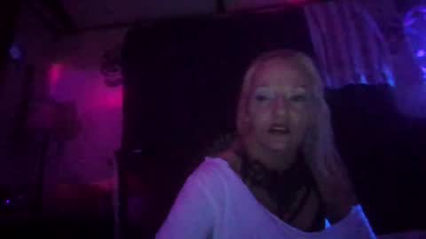 Snapshot of lilbit4u chatting on February 2025 12:51:02 AM lilbit4u online show from February 2025 12:51:02 AM