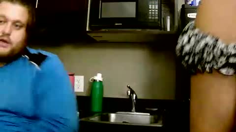 lilbratty_clouds_ogpuffdragon online show from November 2025 01:38:02 AM