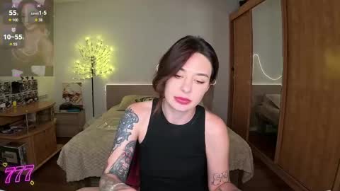Camomile Lil online show from May 2026 06:09:01 PM