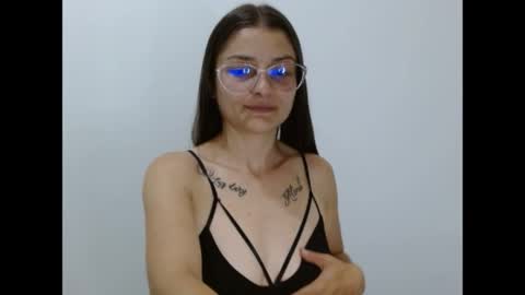 Valeri Villalobos  IG villa lobosvaleri online show from May 2026 01:25:02 AM
