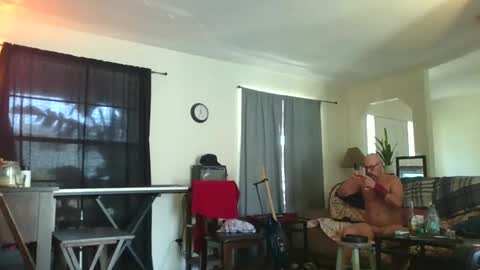 Snapshot of lildicksissy chatting on February 2026 04:33:01 PM lildicksissy online show from February 2026 04:33:01 PM