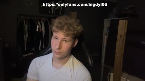 lildyl06 online show from January 2026 06:40:01 AM