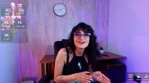 lili_clan online show from September 2025 02:11:01 PM