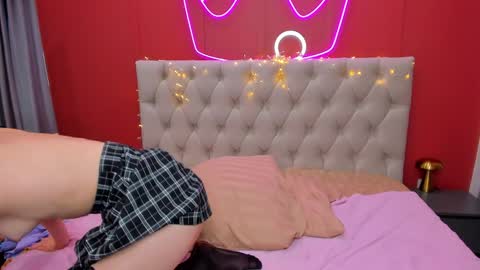 Lilli  follow me kiss online show from December 2024 05:04:01 AM
