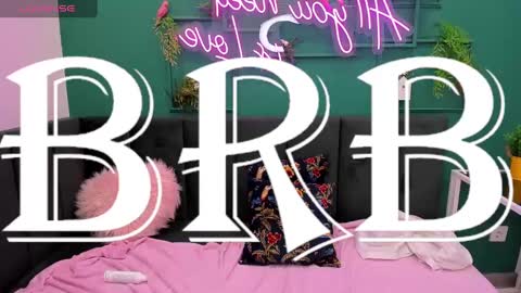 Lilli  follow me kiss online show from February 2025 08:20:01 AM