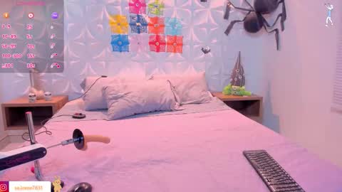 Snapshot of lili_mccormick chatting on October 2025 03:39:02 AM SALOME online show from October 2025 03:39:02 AM