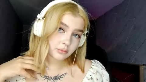 Nana online show from February 2026 03:46:01 PM