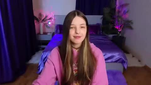 Lili Bakery online show from December 2024 03:36:02 AM