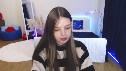 Lili Bakery online show from December 2024 01:18:01 AM