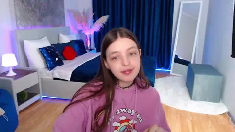 Lili Bakery online show from March 2025 04:49:01 AM