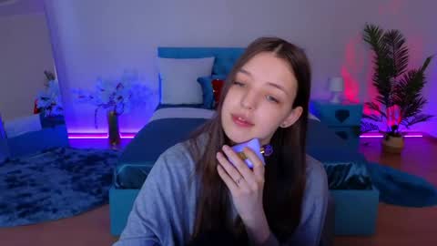 Snapshot of lilibakery chatting on June 2026 03:25:01 AM Lili Bakery online show from June 2026 03:25:01 AM