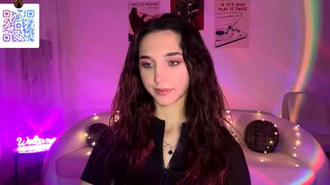 Lina online show from March 2026 10:25:01 PM