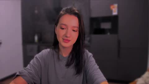 Snapshot of lililaluna chatting on December 2024 01:28:01 PM ... online show from December 2024 01:28:01 PM