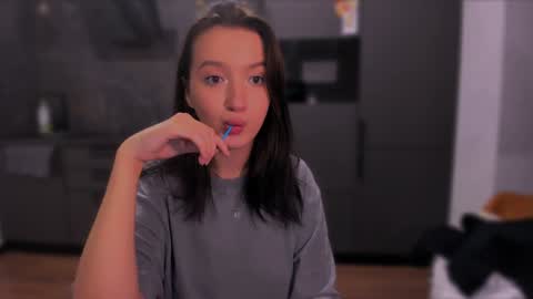 Snapshot of lililaluna chatting on December 2024 06:31:02 PM ... online show from December 2024 06:31:02 PM