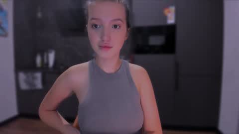 Snapshot of lililaluna chatting on December 2024 06:40:01 PM ... online show from December 2024 06:40:01 PM