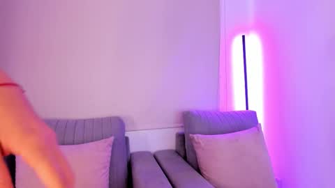 Snapshot of lilily_lv chatting on February 2026 01:07:01 PM Lilly online show from February 2026 01:07:01 PM