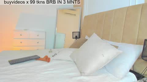 Snapshot of lilipinkette chatting on March 2025 05:42:02 AM Lili online show from March 2025 05:42:02 AM