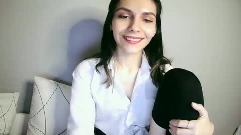lilirose online show from January 2025 09:20:01 PM