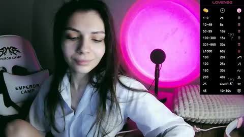 lilirose online show from September 2025 02:42:01 PM
