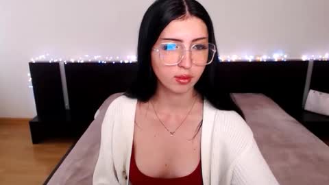 Snapshot of lilit_lov chatting on October 2025 10:26:01 AM Lilit online show from October 2025 10:26:01 AM