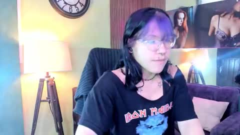 lilith  online show from February 2026 11:43:02 AM