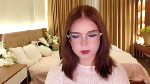 Snapshot of lilith_bonheur chatting on May 2026 08:28:02 PM Lilith Bonheur online show from May 2026 08:28:02 PM