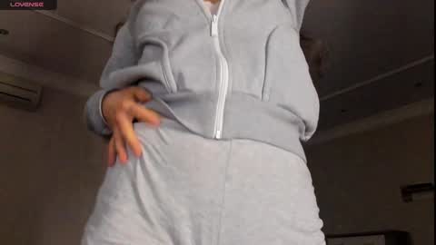 Snapshot of lilith_lutherlow chatting on January 2025 06:21:01 PM lilith online show from January 2025 06:21:01 PM