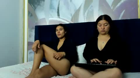 Lilith y Luna online show from June 2026 08:00:01 PM