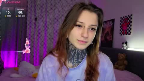 lilith_poison online show from October 2025 06:32:02 PM