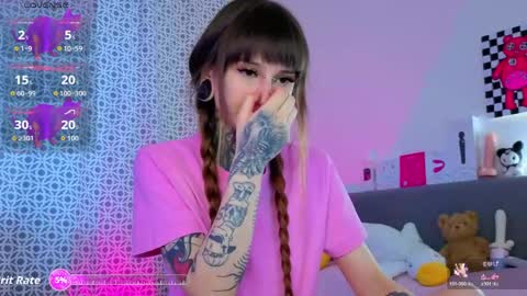 lilith_poison online show from April 2026 04:10:02 AM