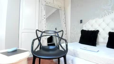 Lilith Bonet online show from July 2026 10:14:02 PM