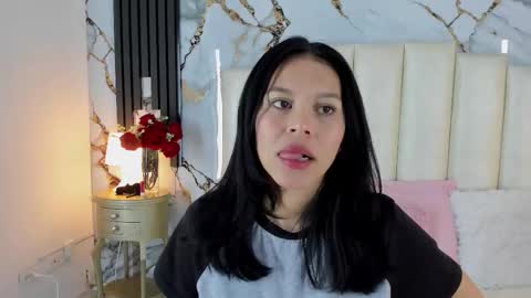 Lilith  online show from March 2026 05:13:01 AM