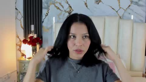 Lilith  online show from April 2026 05:12:02 AM