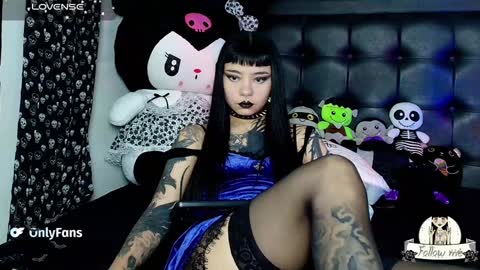 Snapshot of lilithmoon666 chatting on January 2025 11:32:01 PM online show from January 2025 11:32:01 PM