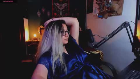 lilithmystic01 online show from February 2025 06:26:01 PM