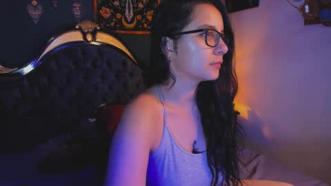 lilithmystic01 online show from October 2025 10:51:01 AM