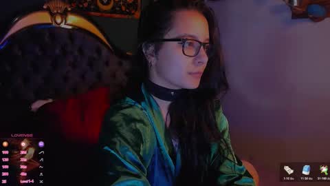 lilithmystic01 online show from October 2025 02:29:02 PM