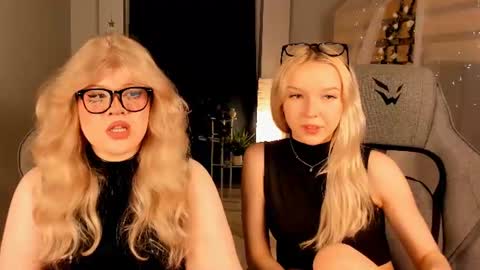 LilithNelson online show from June 2026 12:22:01 PM