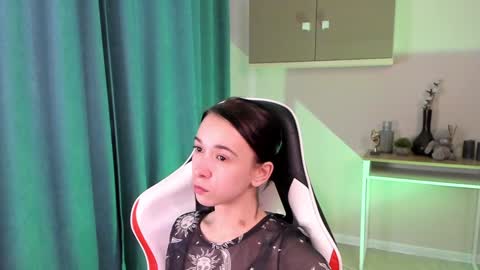 Snapshot of lilithstrangfor chatting on December 2024 07:58:02 AM lilithstrangfor online show from December 2024 07:58:02 AM
