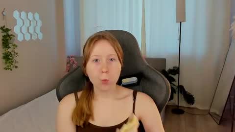 Snapshot of lilitiny chatting on August 2026 03:27:02 AM Lili Tiny GMT2 3-10AM MonTueWedThuSat online show from August 2026 03:27:02 AM