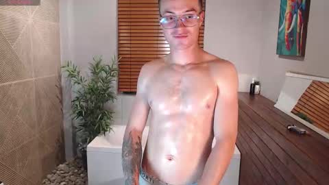 Lil James online show from November 2025 08:08:02 PM