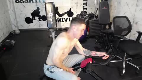 Lil James online show from November 2025 07:49:02 PM