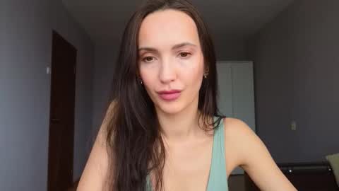 Snapshot of lillian_clark7 chatting on February 2026 09:14:02 AM Lillian online show from February 2026 09:14:02 AM