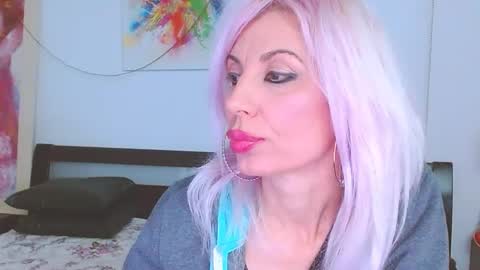 Snapshot of lillianasara chatting on February 2025 12:24:01 AM Lara online show from February 2025 12:24:01 AM