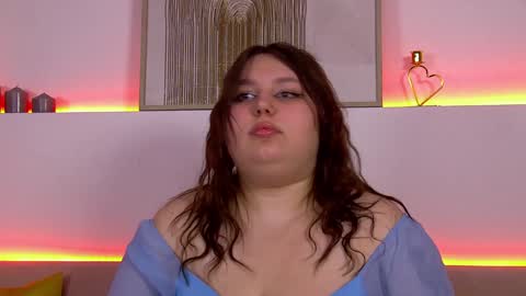 LillianHaig online show from January 2025 08:00:01 PM