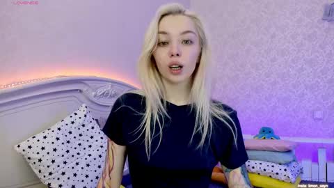 LilliMoore online show from January 2025 11:58:01 PM